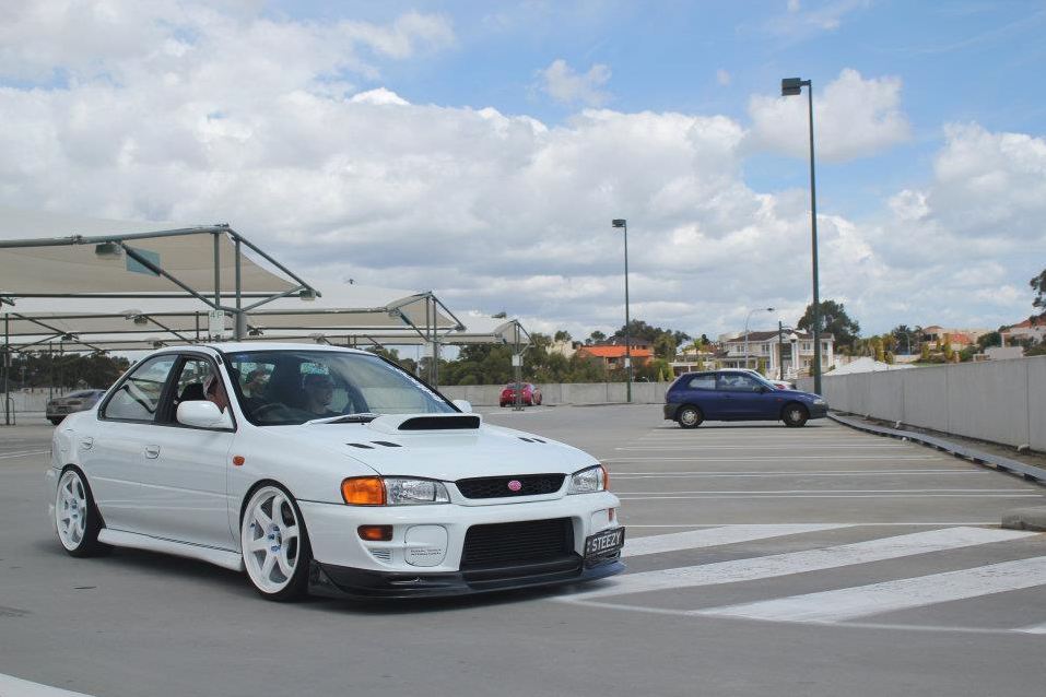 Posted in Clean Dumped Slammed Subaru on November 12 2011 by flossfilthy